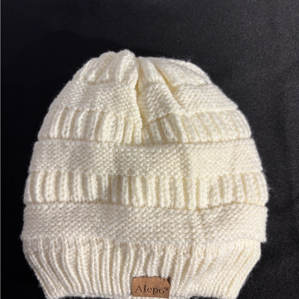 Ivory Knit baby Hat / fleece lined